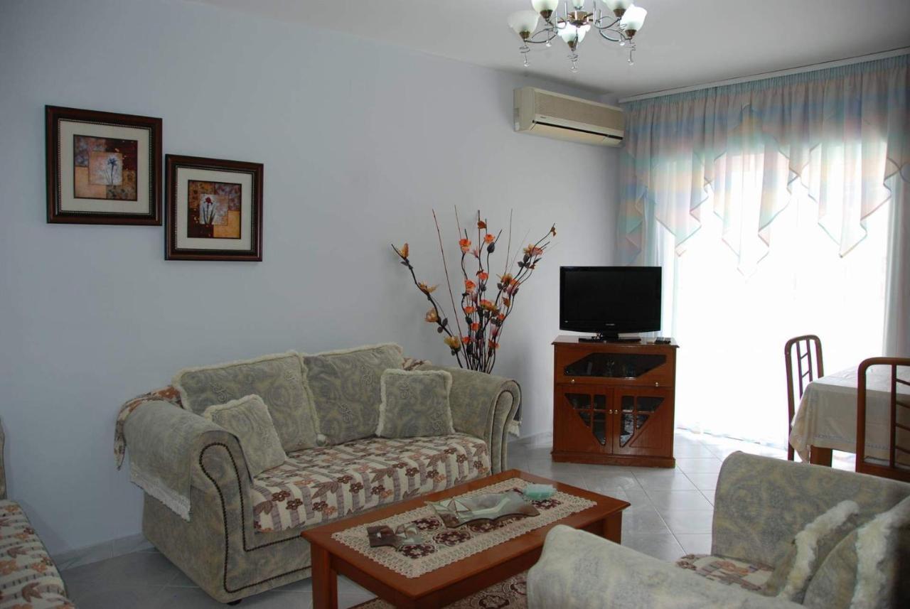 The Hill Apartment Sarandë 外观 照片